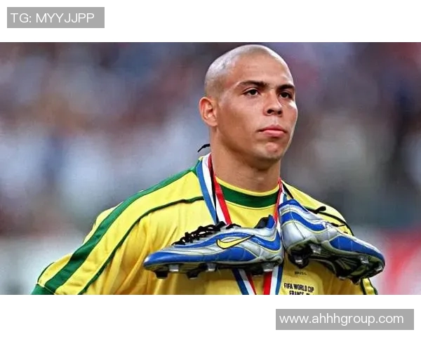 国外画师绘制足球球星系列作品 展现运动与艺术的完美融合